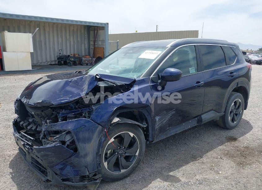 Photo 2 of 2024 Nissan Rogue SV FWD (VIN JN8BT3BA1RW357628)