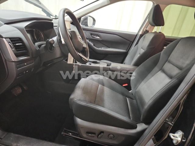 Photo 3 of 2025 NISSAN ROGUE SV (VIN JN8BT3BA2SW008256)
