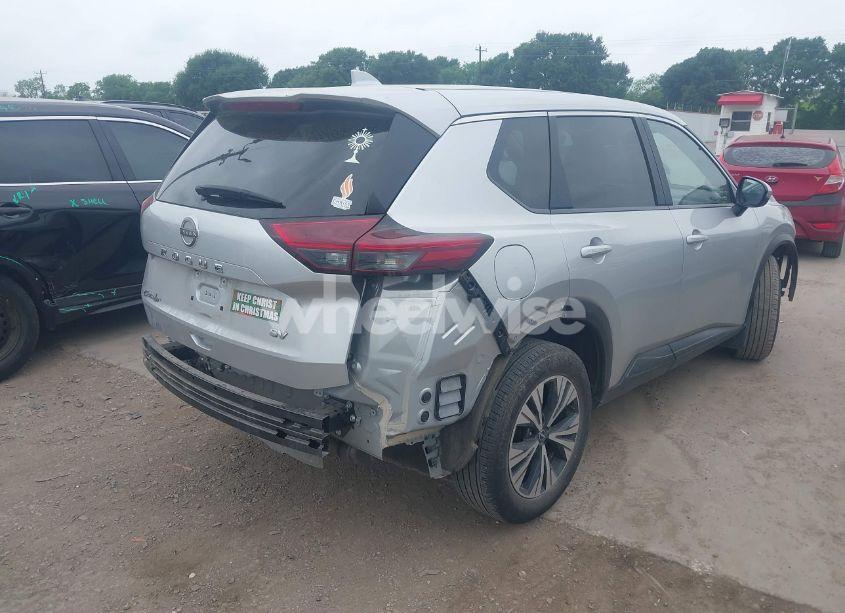 Photo 4 of 2023 Nissan Rogue SV FWD (VIN JN8BT3BA5PW403801)