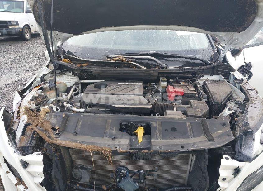 2022 Nissan Rogue SV FWD (VIN JN8BT3BA7NW042469) main photo