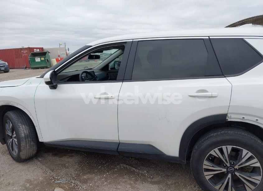 Photo 15 of 2023 Nissan Rogue SV FWD (VIN JN8BT3BA7PW008745)