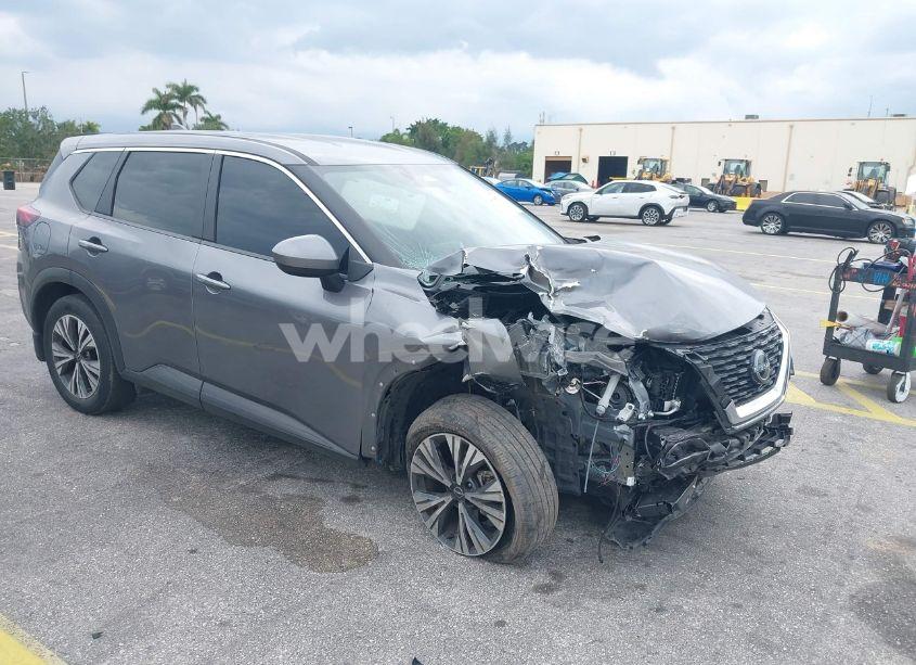 2023 Nissan Rogue SV FWD (VIN JN8BT3BA7PW415402) main photo