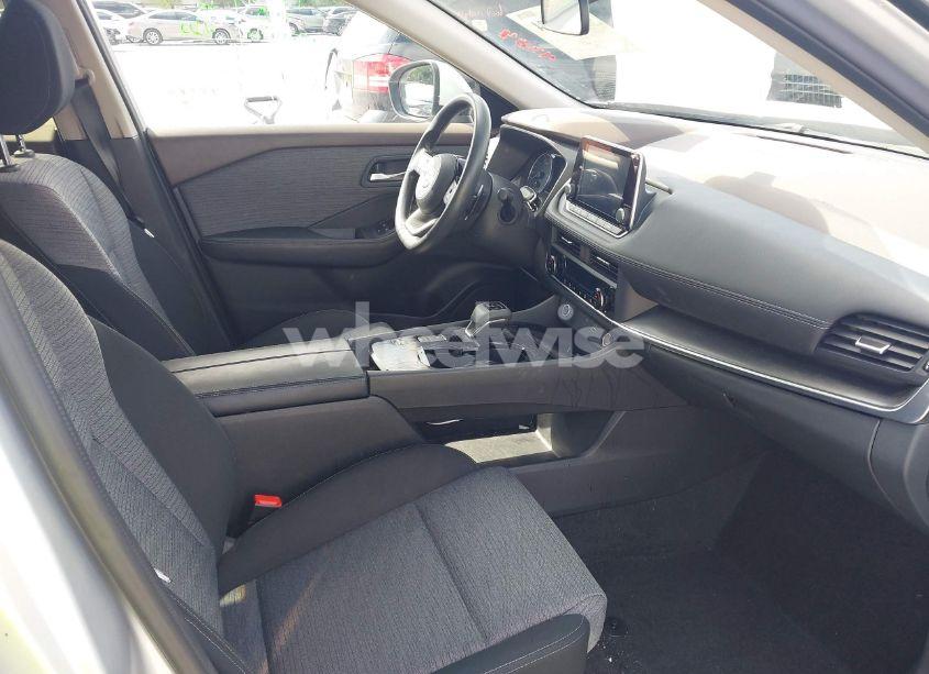 Photo 5 of 2023 Nissan Rogue SV FWD (VIN JN8BT3BA7PW428988)