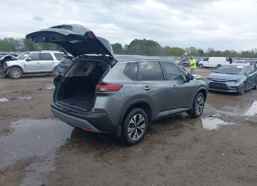 2023 Nissan Rogue SV FWD (VIN JN8BT3BA8PW405526) main photo