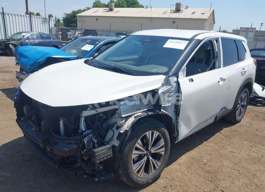 Photo 2 of 2023 Nissan Rogue SV FWD (VIN JN8BT3BA8PW408605)