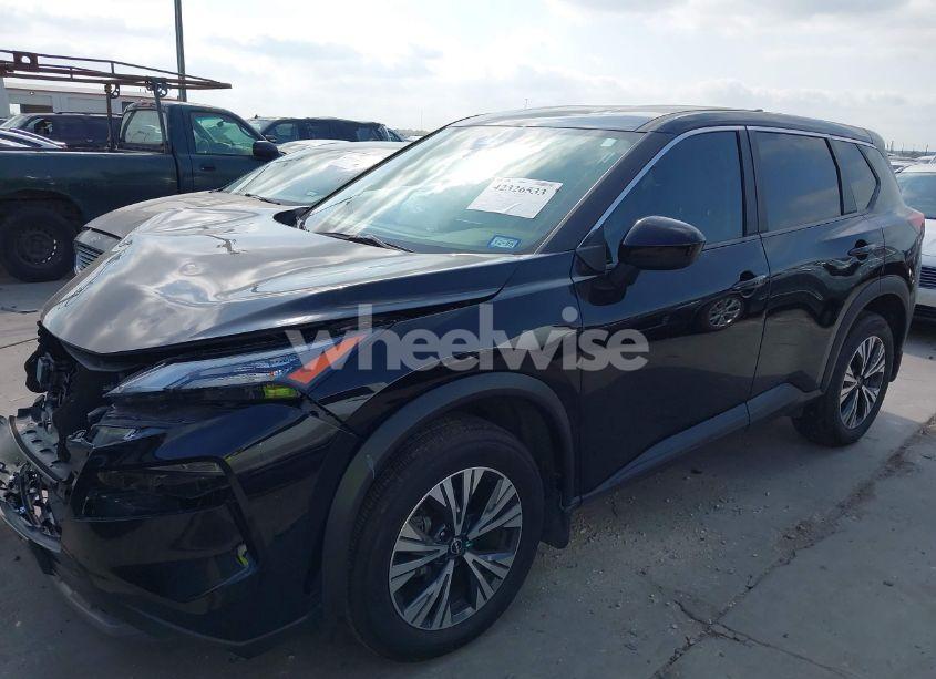 Photo 2 of 2023 Nissan Rogue SV FWD (VIN JN8BT3BA9PW421850)