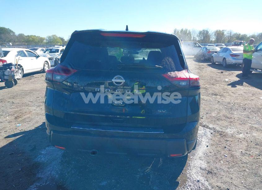 Photo 16 of 2024 Nissan Rogue SV FWD (VIN JN8BT3BA9RW001573)