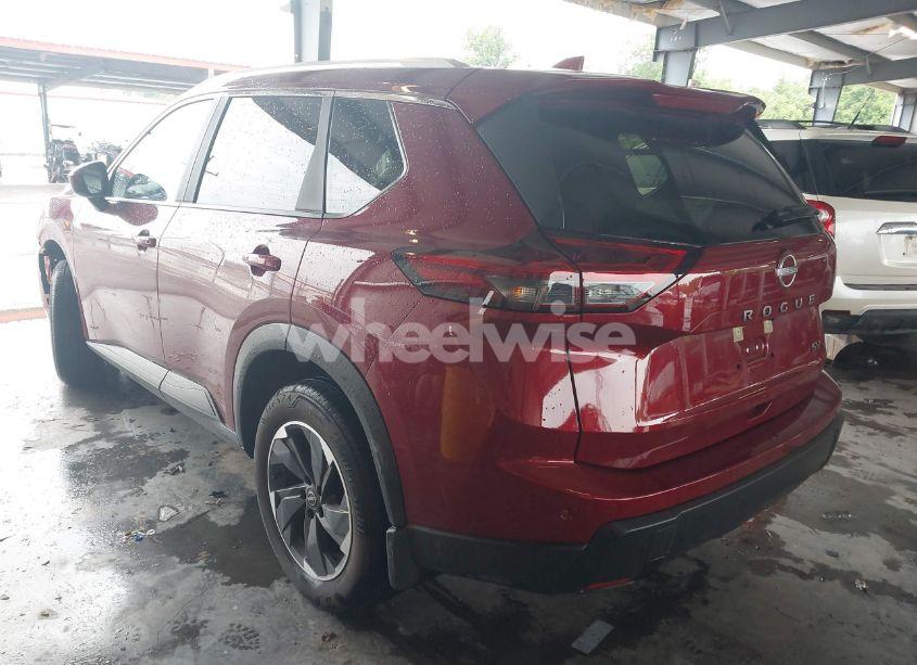 Photo 3 of 2024 Nissan Rogue SV FWD (VIN JN8BT3BA9RW005381)