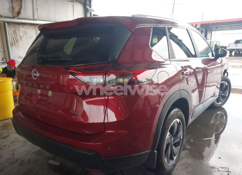 Photo 4 of 2024 Nissan Rogue SV FWD (VIN JN8BT3BA9RW005381)