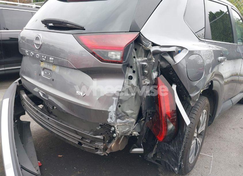 Photo 6 of 2023 Nissan Rogue SV FWD (VIN JN8BT3BAXPW414664)