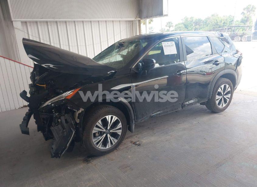 Photo 2 of 2023 Nissan Rogue SV FWD (VIN JN8BT3BAXPW415247)