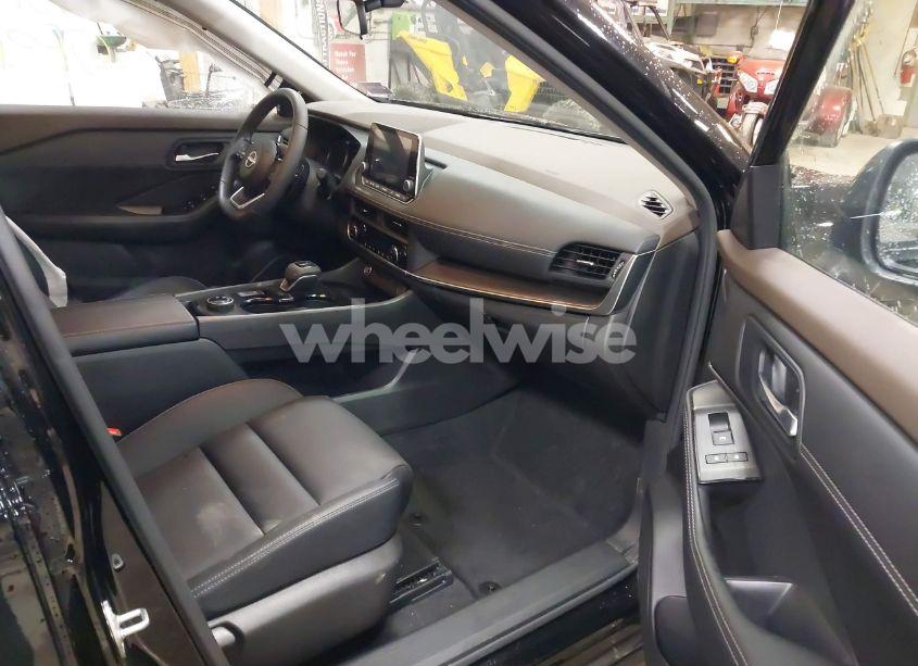 Photo 2 of 2023 Nissan Rogue SV INTELLIGENT AWD (VIN JN8BT3BB0PW213350)