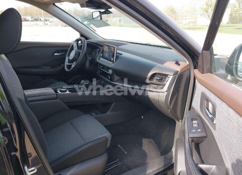 Photo 5 of 2023 Nissan Rogue SV INTELLIGENT AWD (VIN JN8BT3BB1PW480948)