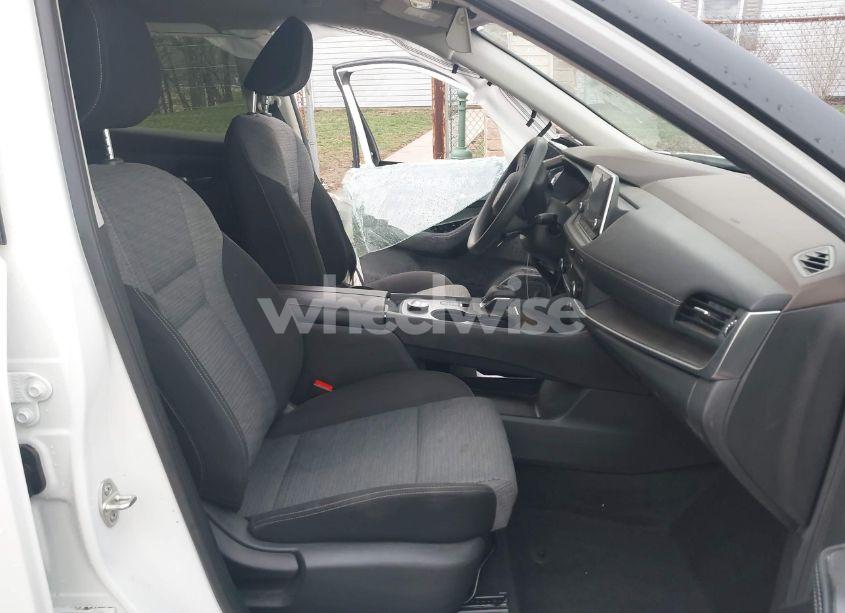 Photo 5 of 2023 Nissan Rogue SV INTELLIGENT AWD (VIN JN8BT3BB1PW486698)