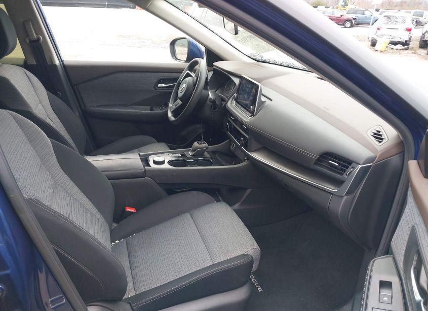 Photo 4 of 2023 Nissan Rogue SV INTELLIGENT AWD (VIN JN8BT3BB2PW221854)