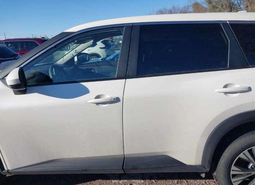 Photo 4 of 2023 Nissan Rogue SV INTELLIGENT AWD (VIN JN8BT3BB2PW479629)