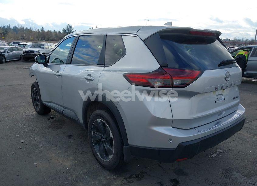 Photo 3 of 2024 Nissan Rogue SV INTELLIGENT AWD (VIN JN8BT3BB2RW290837)