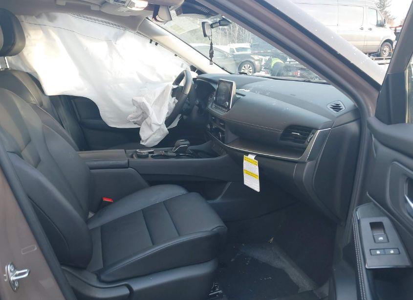 2024 Nissan Rogue SV INTELLIGENT AWD (VIN JN8BT3BB3RW172442) main photo