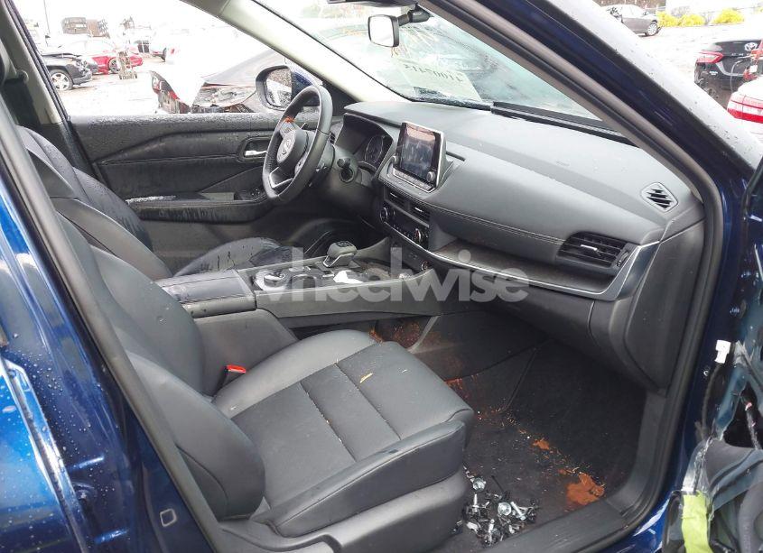 2024 Nissan Rogue SV INTELLIGENT AWD (VIN JN8BT3BB5RW177125) main photo