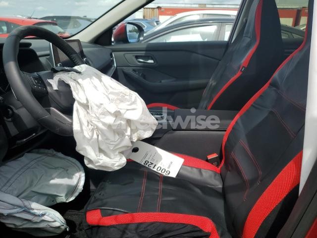 Photo 4 of 2025 NISSAN ROGUE SV (VIN JN8BT3BB5SW421944)