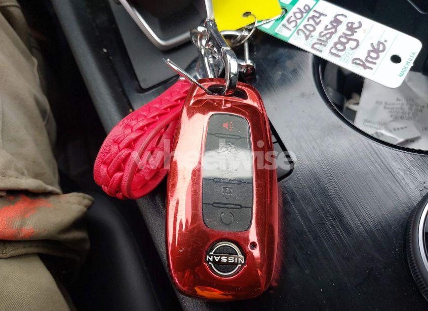 Photo 11 of 2024 Nissan Rogue SV INTELLIGENT AWD (VIN JN8BT3BB6RW285401)