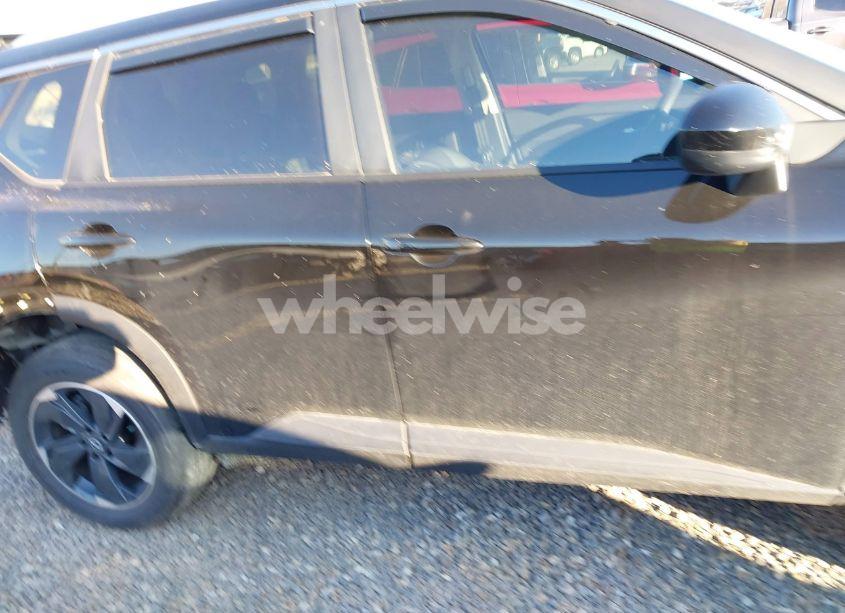 2024 Nissan Rogue SV INTELLIGENT AWD (VIN JN8BT3BB6RW440495) main photo