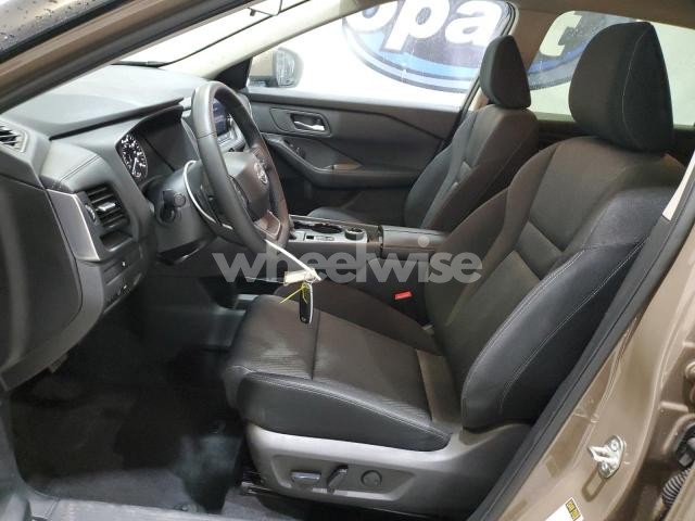 2025 NISSAN ROGUE SV (VIN JN8BT3BB6SW415103) main photo