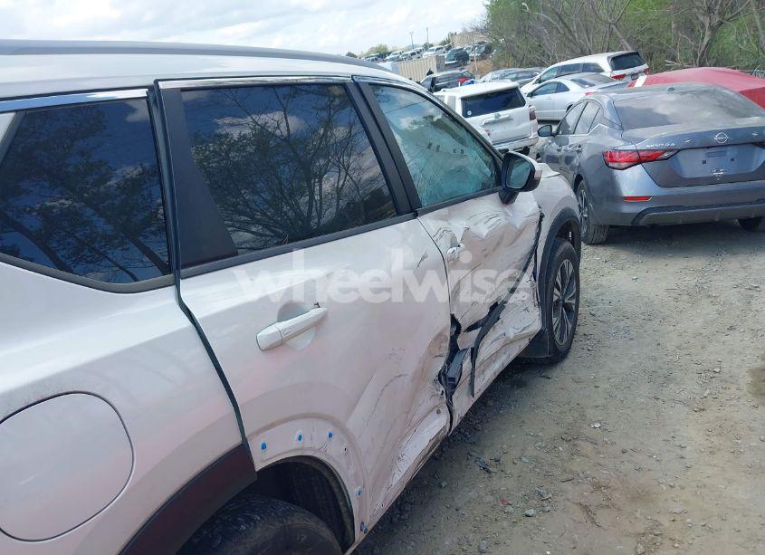 Photo 6 of 2022 Nissan Rogue SV INTELLIGENT AWD (VIN JN8BT3BB7NW334373)