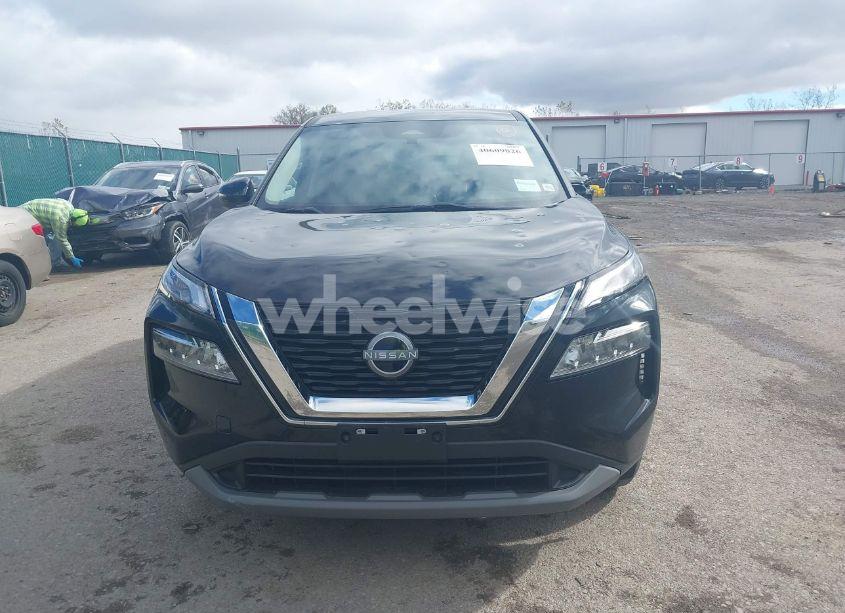 Photo 3 of 2023 Nissan Rogue SV INTELLIGENT AWD (VIN JN8BT3BB7PW487466)