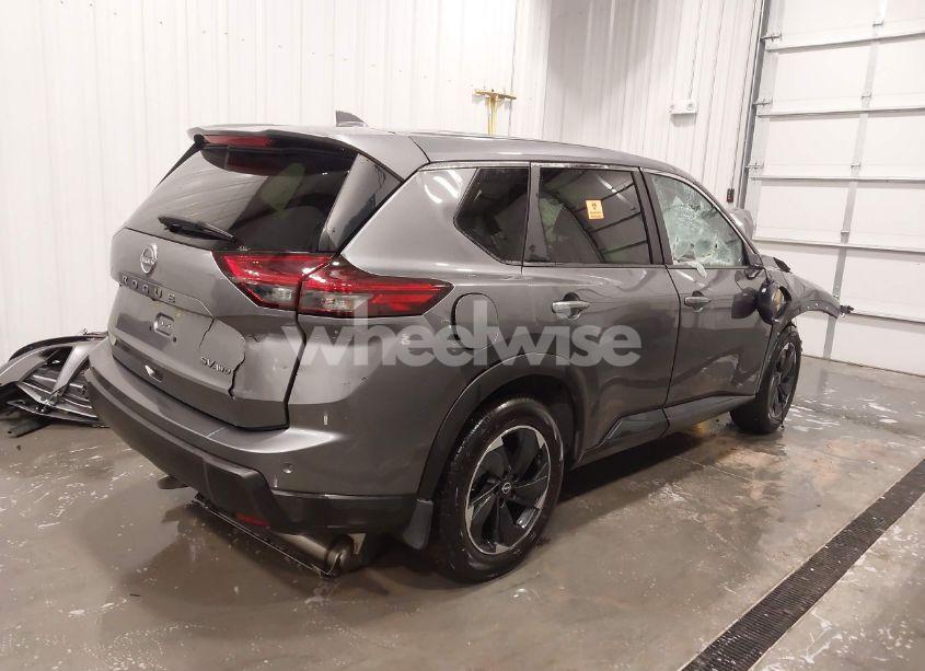 Photo 4 of 2024 Nissan Rogue SV INTELLIGENT AWD (VIN JN8BT3BB7RW183492)