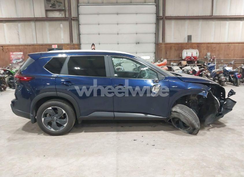 Photo 13 of 2024 Nissan Rogue SV INTELLIGENT AWD (VIN JN8BT3BB7RW284810)