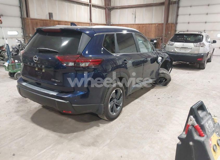 Photo 4 of 2024 Nissan Rogue SV INTELLIGENT AWD (VIN JN8BT3BB7RW284810)