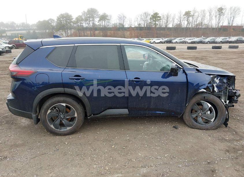 Photo 13 of 2024 Nissan Rogue SV INTELLIGENT AWD (VIN JN8BT3BB7RW287612)