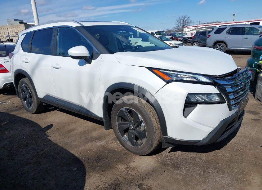 2024 Nissan Rogue SV INTELLIGENT AWD (VIN JN8BT3BB7RW438769) main photo