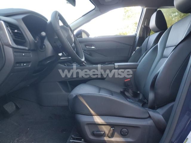 Photo 2 of 2025 NISSAN ROGUE SV (VIN JN8BT3BB7SW157108)