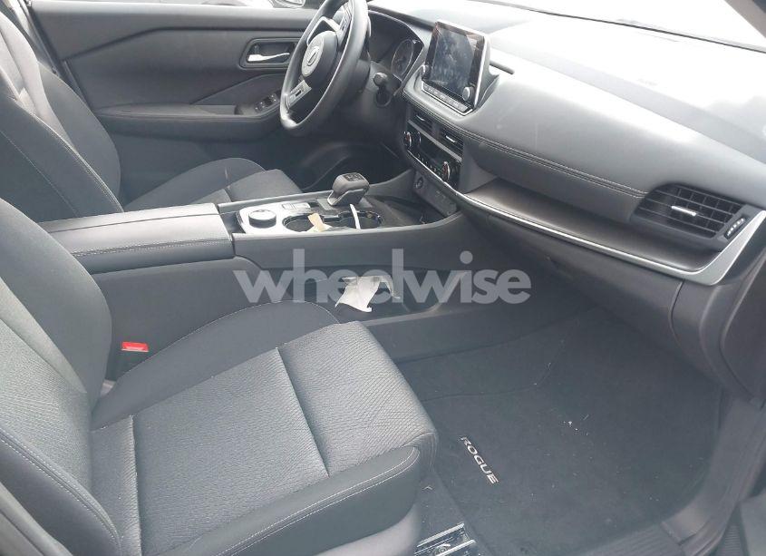 2024 Nissan Rogue SV INTELLIGENT AWD (VIN JN8BT3BB9RW175006) main photo