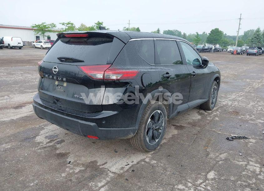 Photo 4 of 2024 Nissan Rogue SV INTELLIGENT AWD (VIN JN8BT3BB9RW421164)