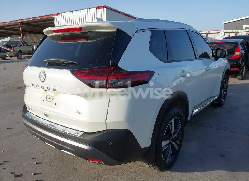 Photo 4 of 2023 Nissan Rogue SL FWD (VIN JN8BT3CA0PW416518)