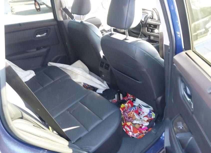 Photo 2 of 2023 Nissan Rogue SL FWD (VIN JN8BT3CA1PW417726)