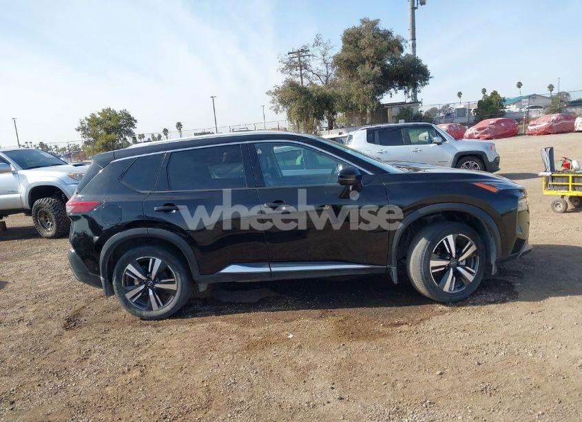 Photo 3 of 2023 Nissan Rogue SL FWD (VIN JN8BT3CA2PW001748)