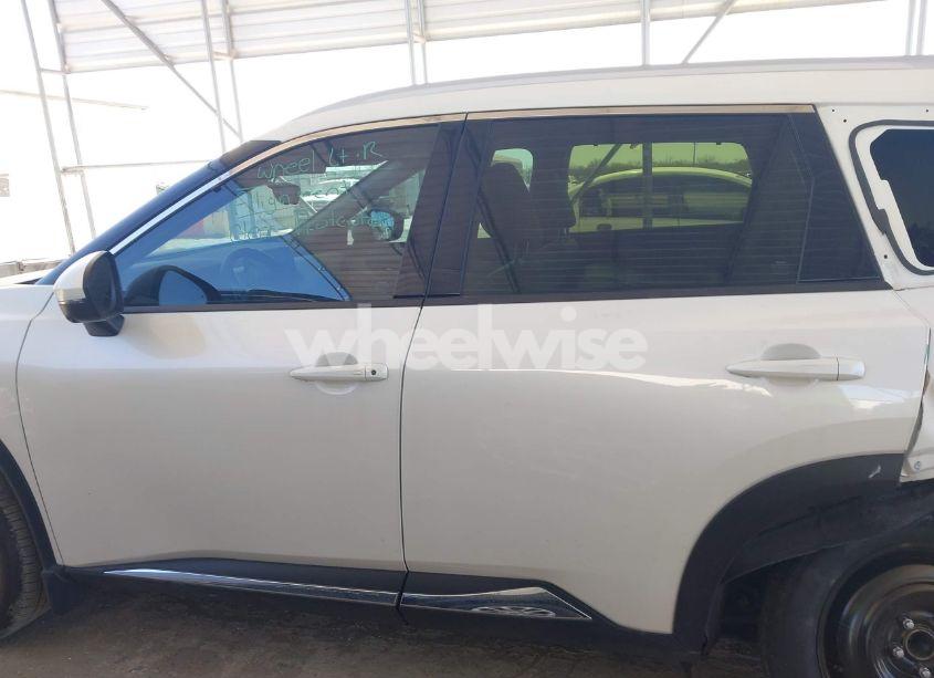 Photo 15 of 2023 Nissan Rogue SL FWD (VIN JN8BT3CA6PW425269)