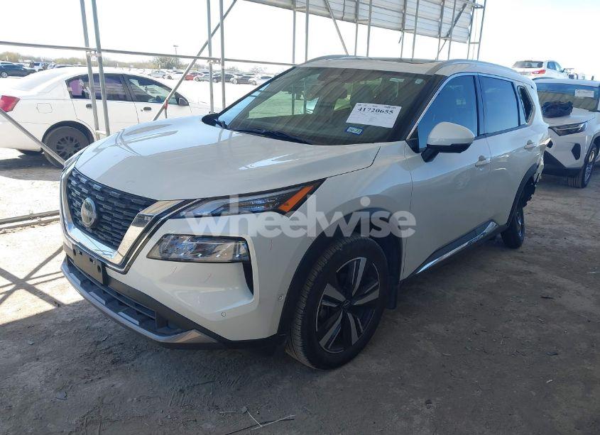 Photo 2 of 2023 Nissan Rogue SL FWD (VIN JN8BT3CA6PW425269)