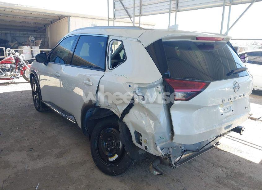 Photo 3 of 2023 Nissan Rogue SL FWD (VIN JN8BT3CA6PW425269)