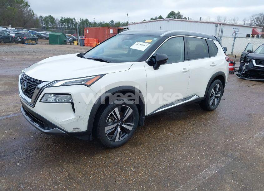 2023 Nissan Rogue SL FWD (VIN JN8BT3CA9PW425461) main photo
