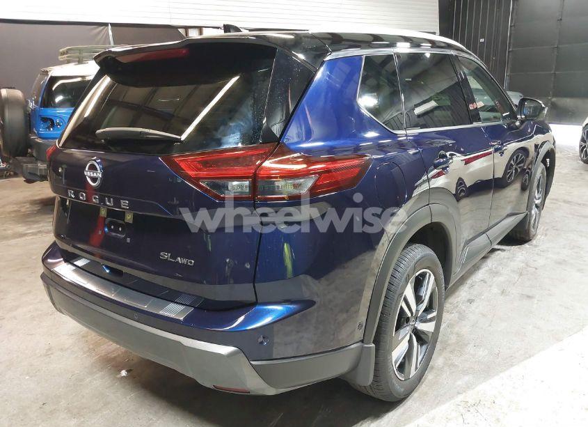 Photo 4 of 2025 Nissan Rogue SL INTELLIGENT AWD (VIN JN8BT3CB6SW158023)