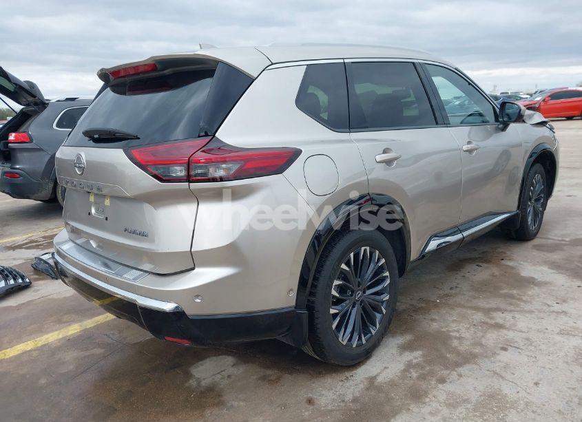 2024 Nissan Rogue PLATINUM FWD (VIN JN8BT3DC0RW381420) main photo