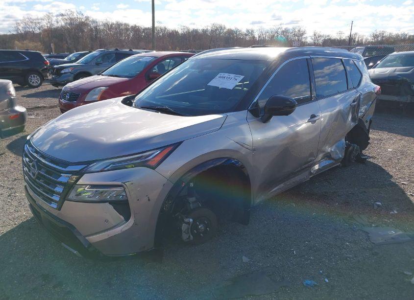 2024 Nissan Rogue PLATINUM FWD (VIN JN8BT3DC5RW381963) main photo