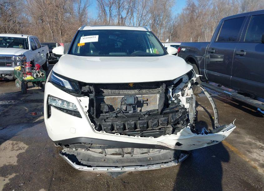 Photo 6 of 2023 Nissan Rogue PLATINUM FWD (VIN JN8BT3DC7PW105734)