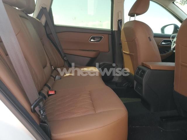 Photo 6 of 2024 NISSAN ROGUE PLATINUM N/A (VIN JN8BT3DCXRW072344)