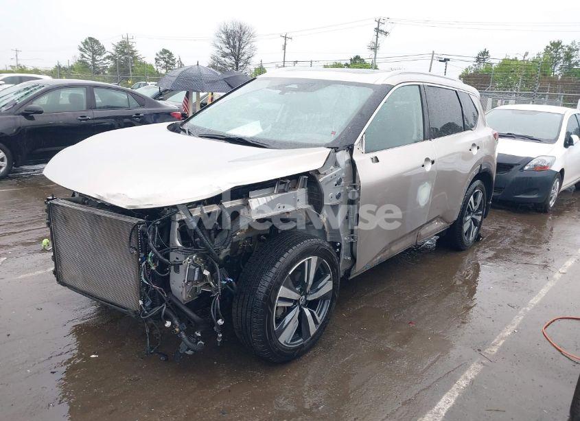 2022 Nissan Rogue PLATINUM INTELLIGENT AWD (VIN JN8BT3DD0NW271583) main photo